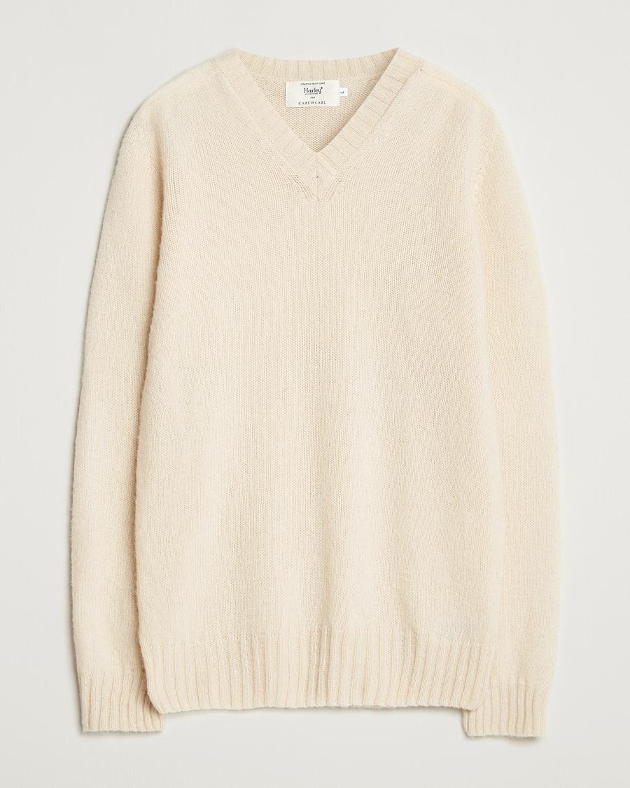 Herre | Gensere | Harley Of Scotland for Care of Carl | Harley Of Scotland Brushed Supersoft Lambswool V-Neck Vanilla
