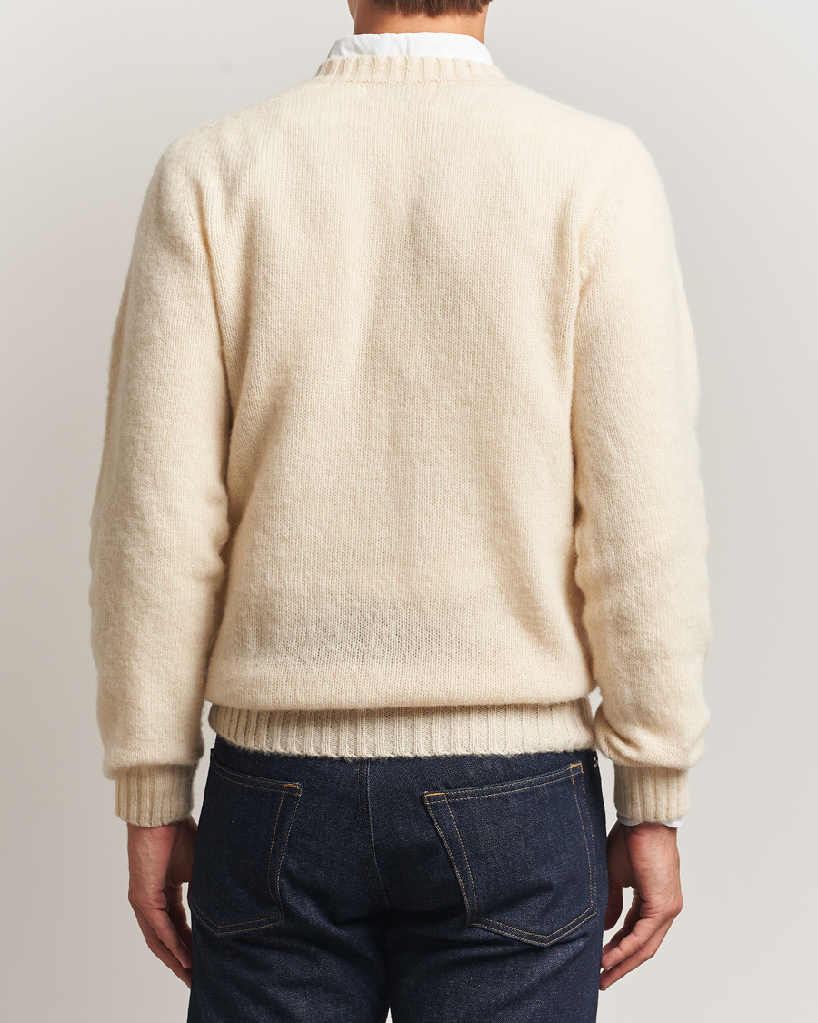 Herre | Gensere | Harley Of Scotland for Care of Carl | Brushed Supersoft Lambswool V-Neck Vanilla