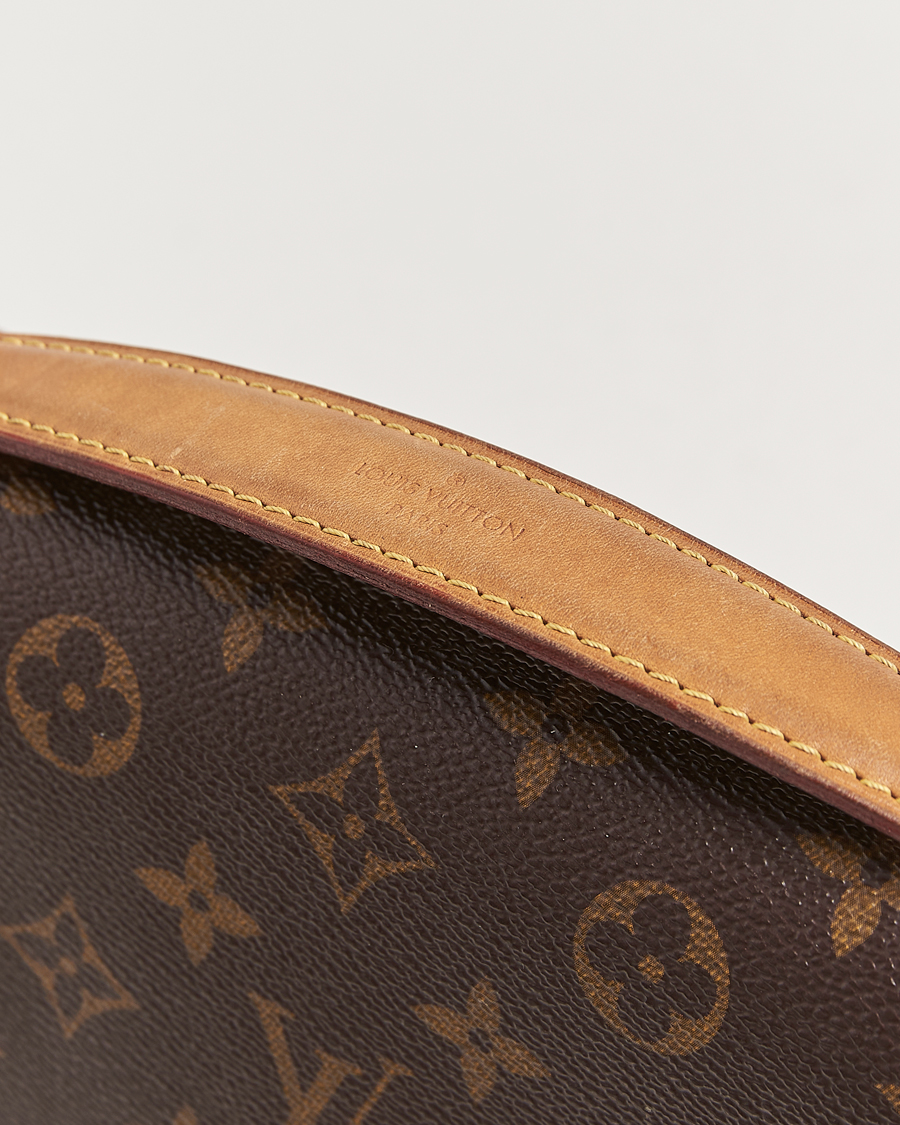 Herre | Pre-Owned & Vintage Bags | Louis Vuitton Pre-Owned | Pochette Métis Monogram