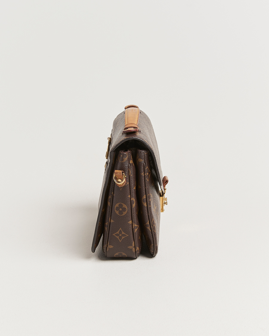 Herre | Pre-Owned & Vintage Bags | Louis Vuitton Pre-Owned | Pochette Métis Monogram