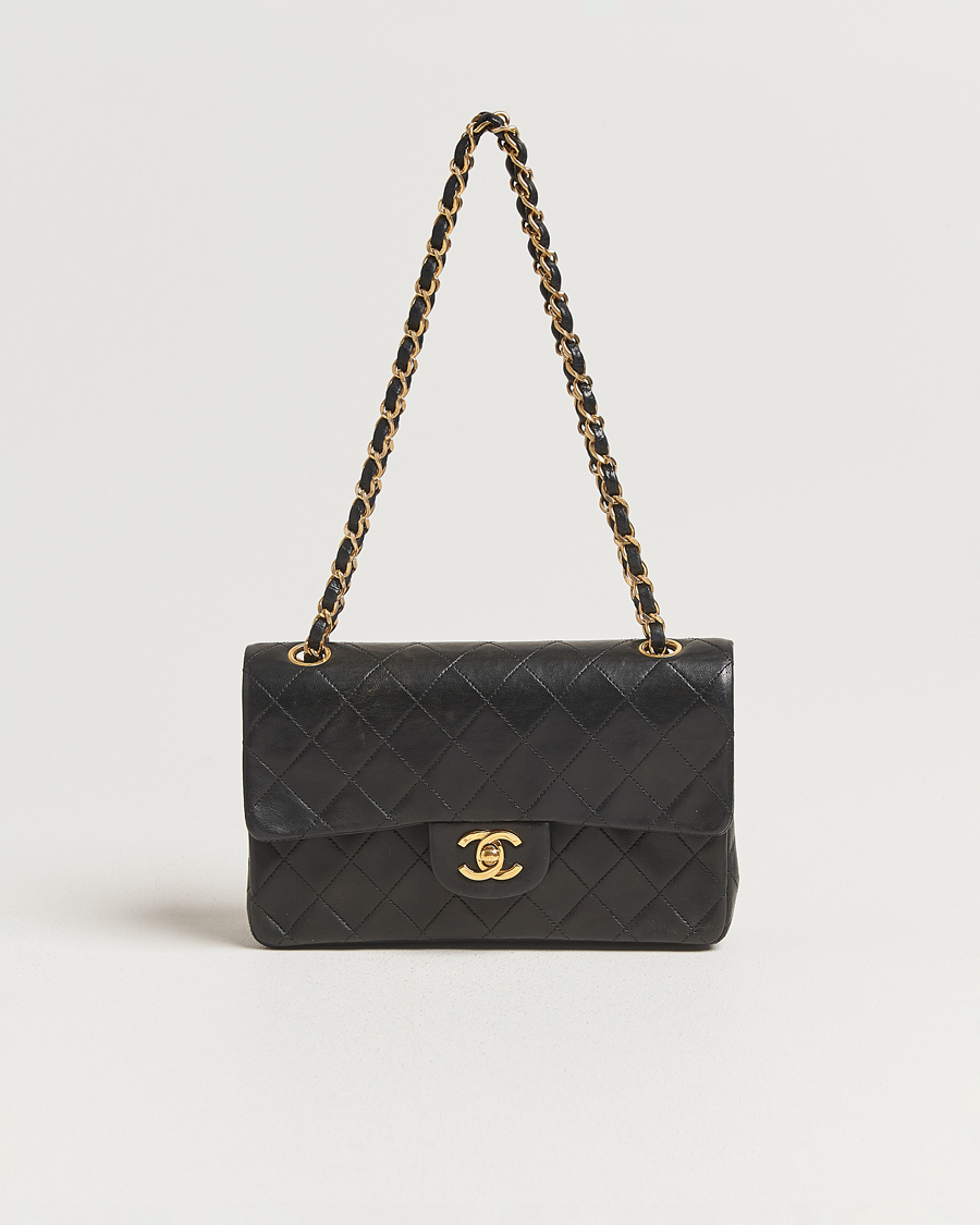Herre | Pre-Owned & Vintage Bags | Chanel Pre-Owned | Classic Double Flap Small Lambskin Black