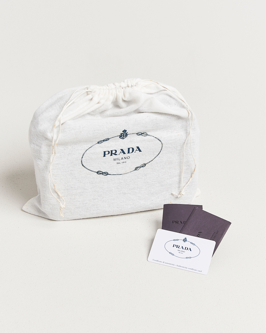 Herre | Pre-Owned & Vintage Bags | Prada Pre-Owned | Tessuto Nylon Leather Shoulder Bag Black