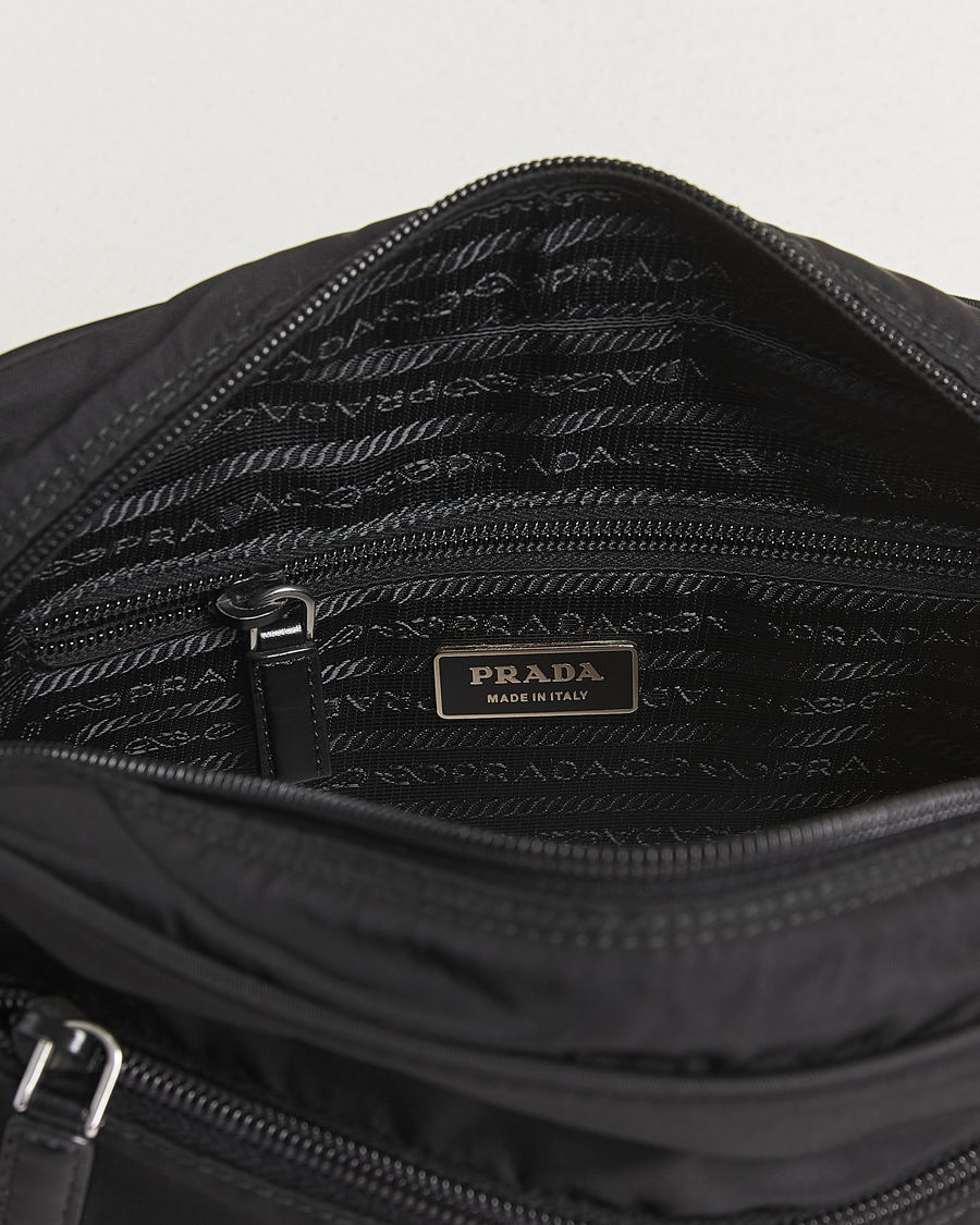 Herre | Pre-Owned & Vintage Bags | Prada Pre-Owned | Tessuto Nylon Leather Shoulder Bag Black