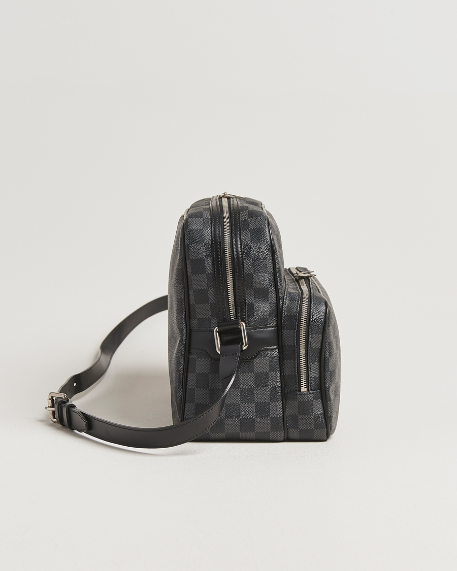 Herre | Pre-Owned & Vintage Bags | Louis Vuitton Pre-Owned | Leoh Shoulder Bag Damier Graphite