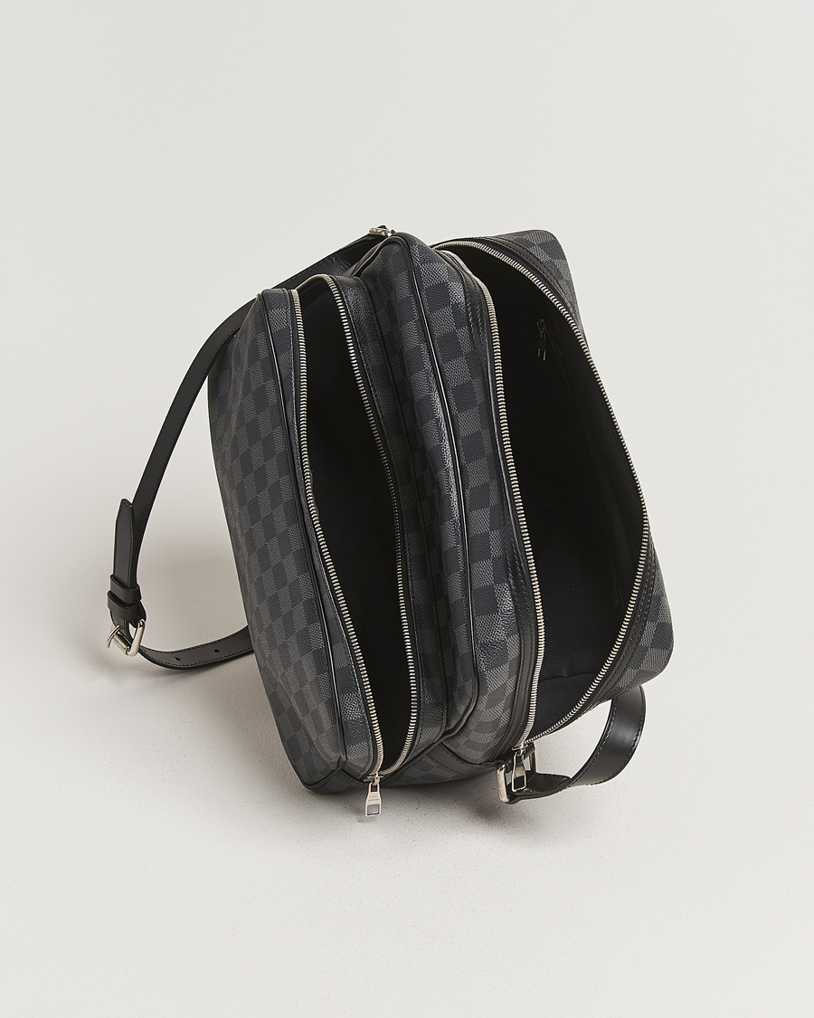 Herre | Pre-Owned & Vintage Bags | Louis Vuitton Pre-Owned | Leoh Shoulder Bag Damier Graphite