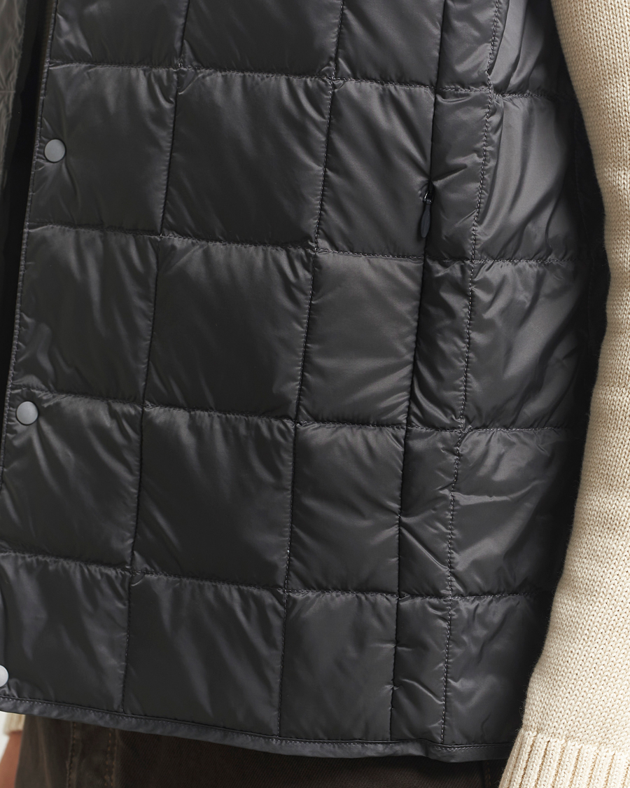 Herre | Jakker | TAION | V-Neck Lightweight Down Vest Dark Grey