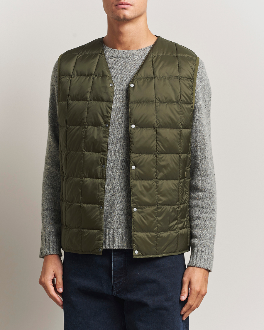 Herre | Vester | TAION | V-Neck Lightweight Down Vest Dark Olive