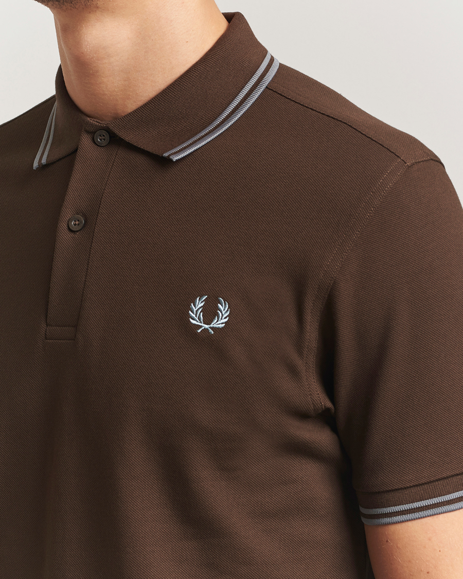 Herre | Pikéer | Fred Perry | Twin Tipped Shirt Burnt Tobacco