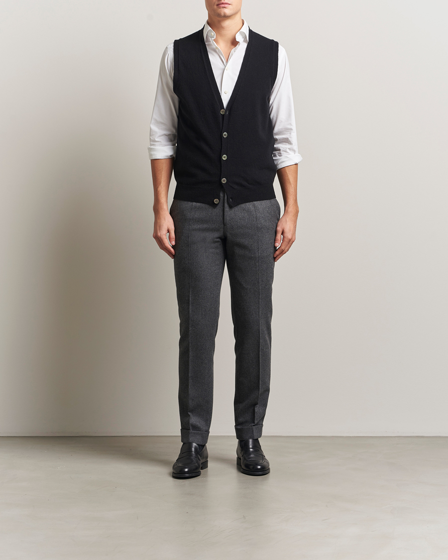 Herre | Gensere | Oscar Jacobson | Guiseppe Buttoned Vest Black