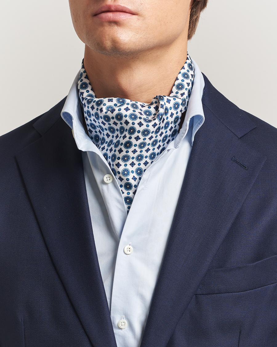 Herre | Scarves | Amanda Christensen | Silk Twill Medallion Ascot White
