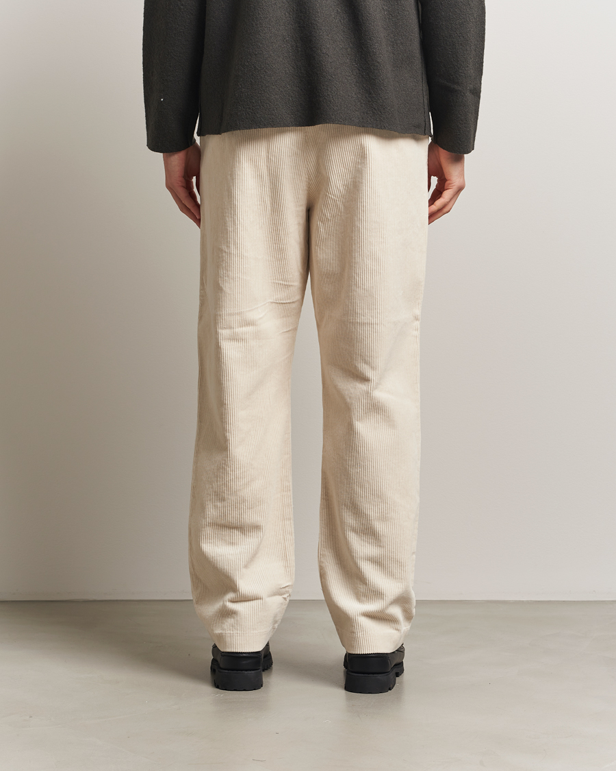 Herre | Bukser | NN07 | Paw Relaxed Fit Corduroy Trousers Ivory