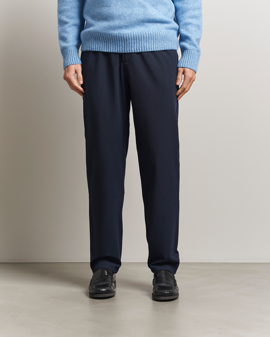 Herre | Bukser | LES DEUX | Como Tapered Textured Pants Dark Navy Blue