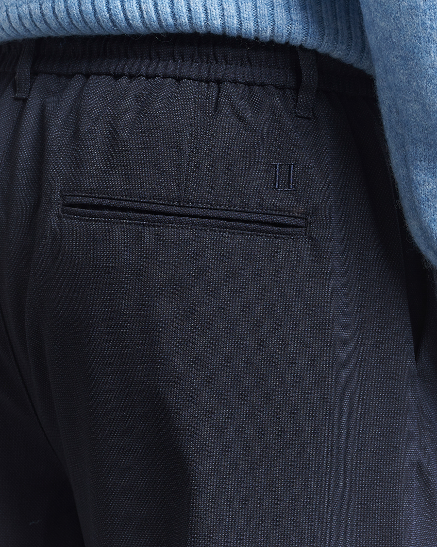 Herre | Bukser | LES DEUX | Como Tapered Textured Pants Dark Navy Blue