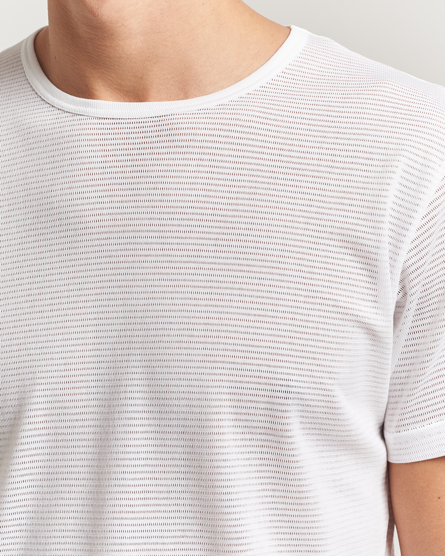 Herre | T-Shirts | Sunspel | Cellular Underwear T-Shirt White
