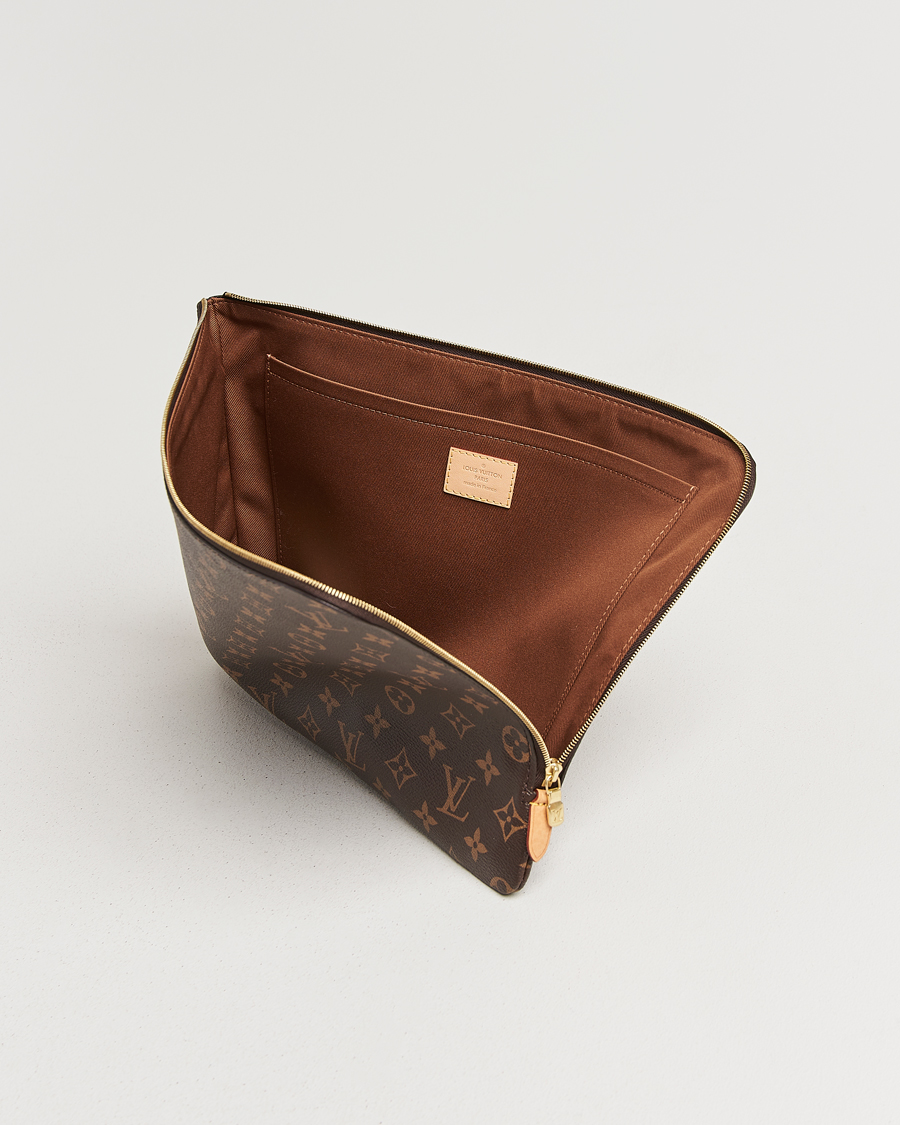 Herre | Pre-Owned & Vintage Bags | Louis Vuitton Pre-Owned | Posh Document Bag Monogram