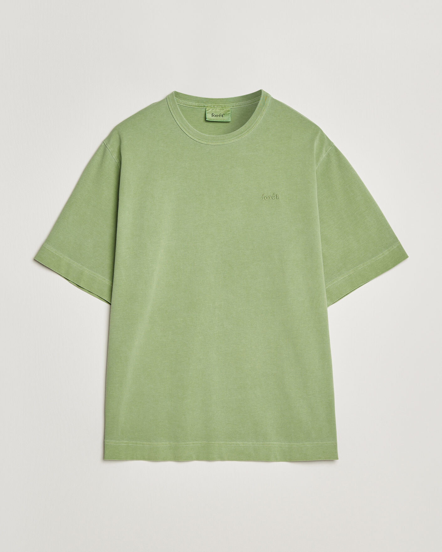 Herre | T-Shirts | Forét | Park Loose Fit T-Shirt Vibrant Moss