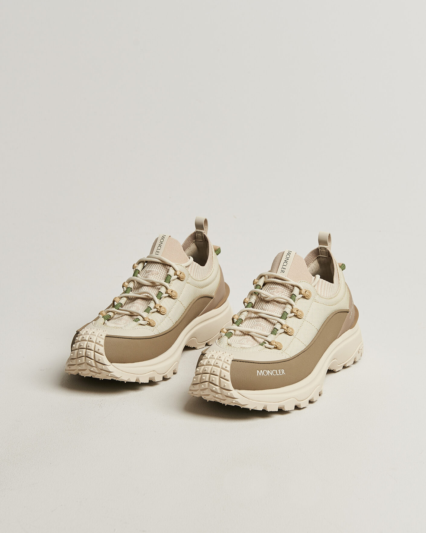 Herre | Trail Sneakers | Moncler | Trailgrip Lite Sneakers Off White