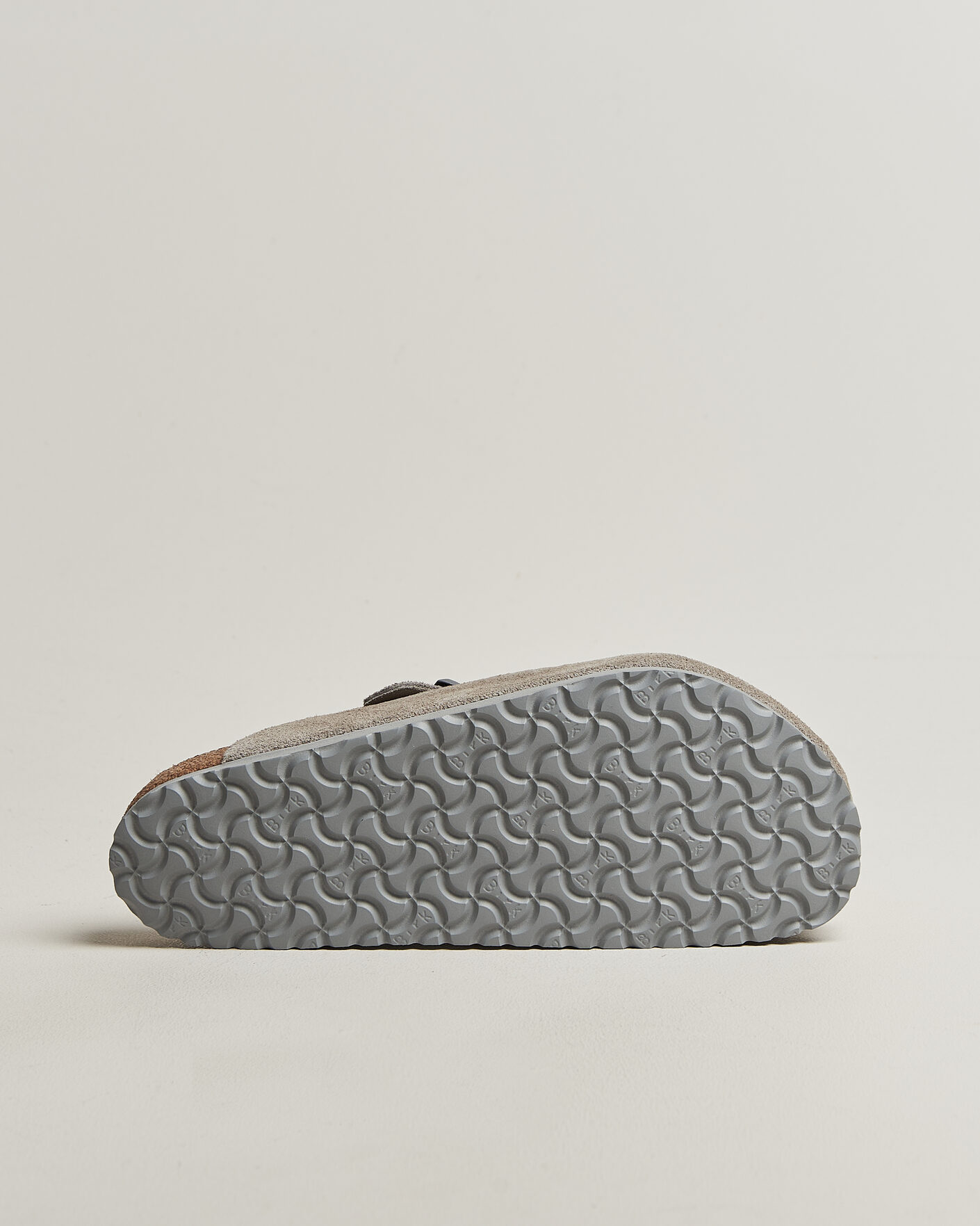 Herre | Sandaler og tøfler | BIRKENSTOCK | Boston Soft Footbed Stone Coin Suede