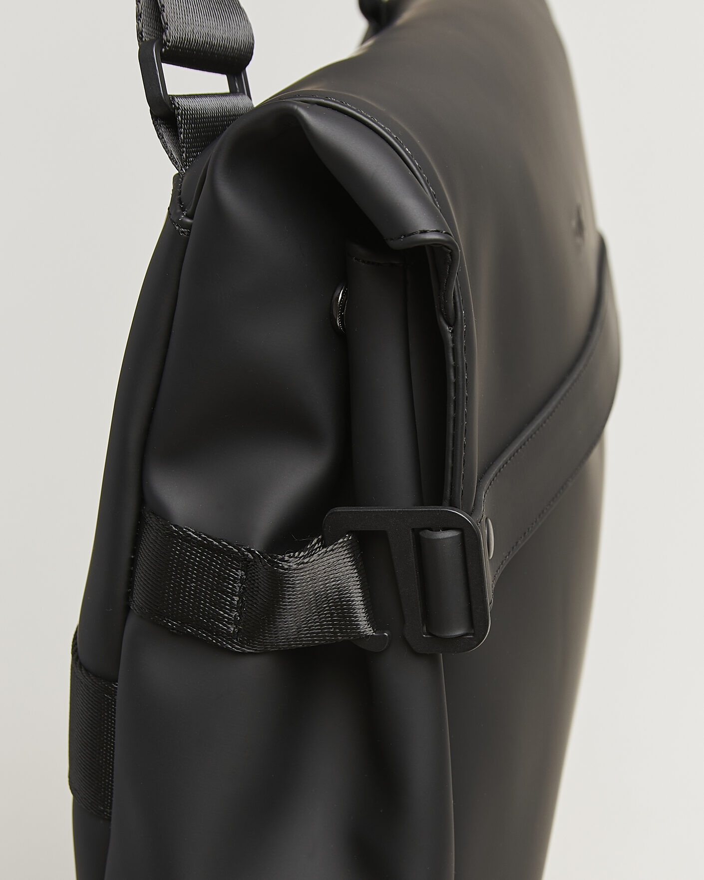 Herre | Vesker | RAINS | OTG Messenger Bag Black