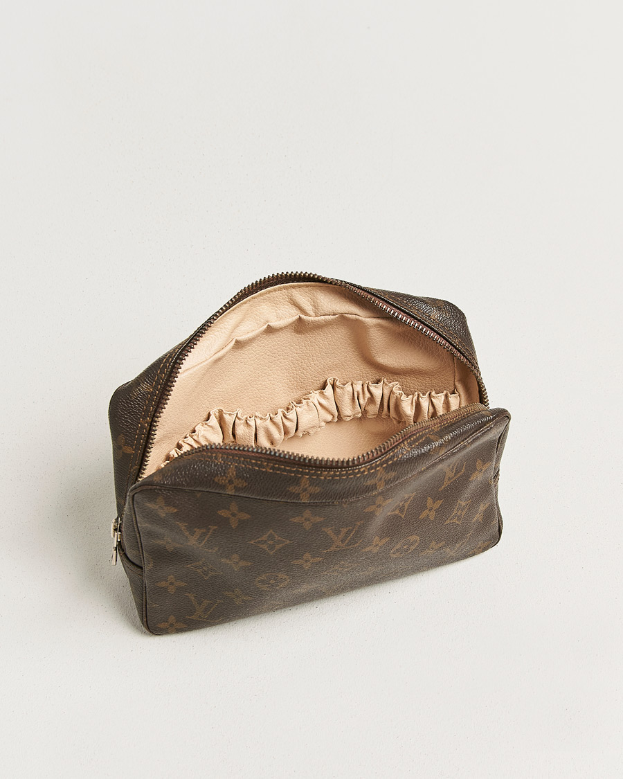 Herre | Pre-Owned & Vintage Bags | Louis Vuitton Pre-Owned | Trousse Toilette 23 Monogram