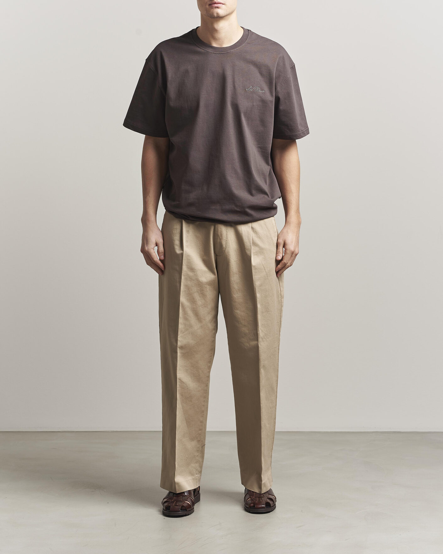 Herre | T-Shirts | LES DEUX | Crew T-Shirt Coffee Brown