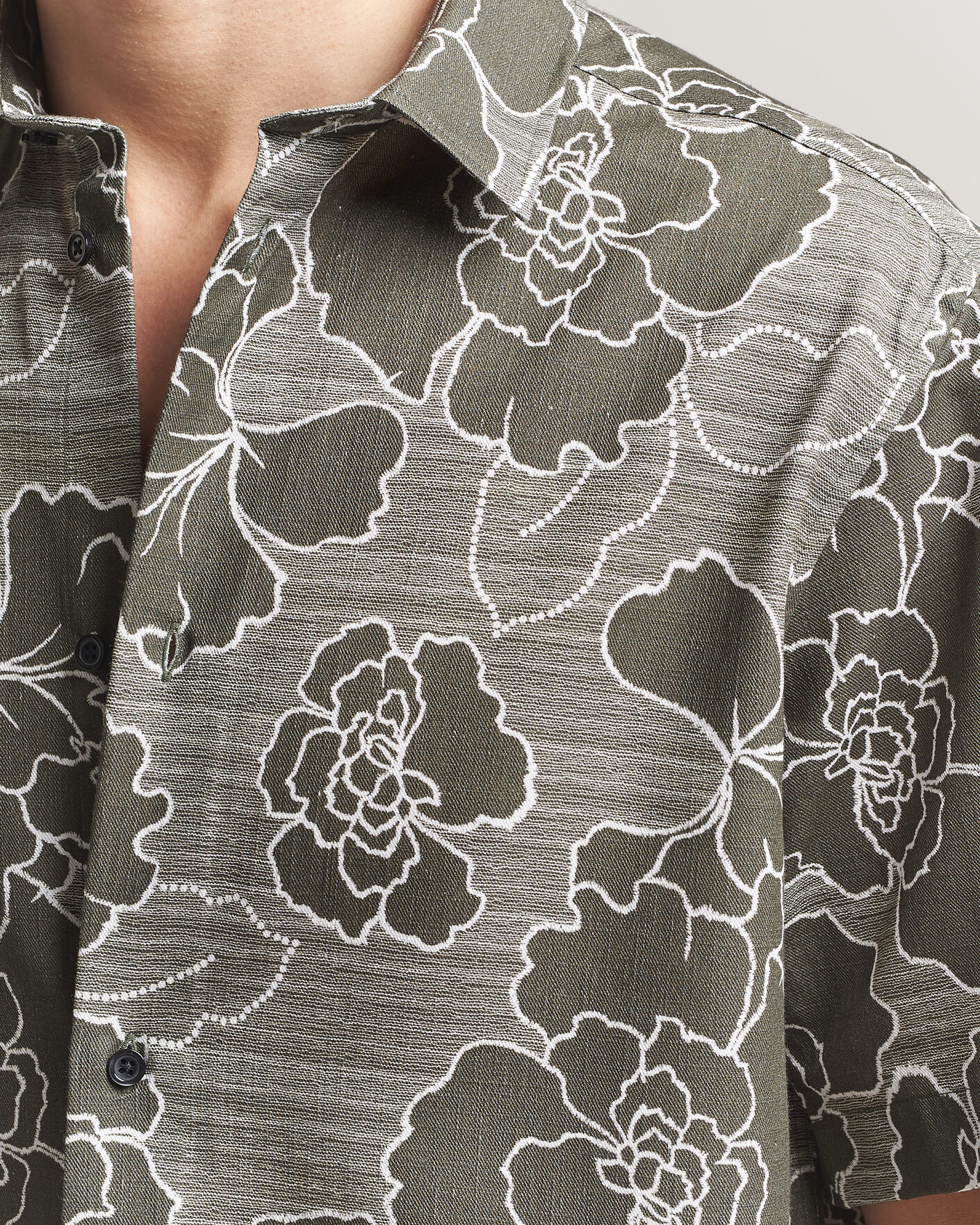 Herre | Skjorter | LES DEUX | Charlie Poppy AOP Short Sleeve Shirt Olive Night