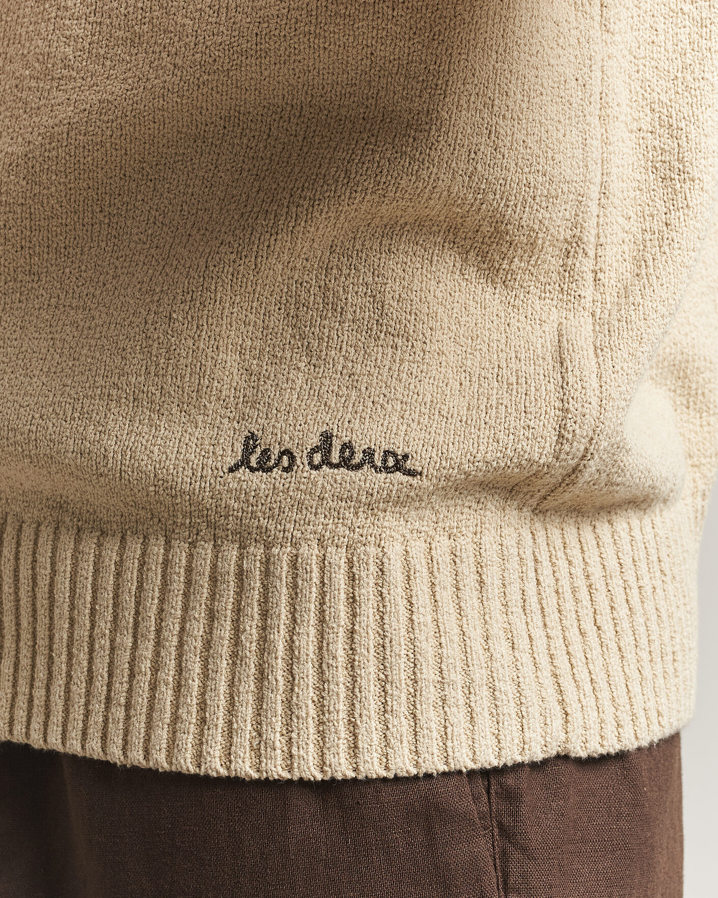 Herre | Gensere | LES DEUX | Brad Knitted Roundneck Oyster Grey/White