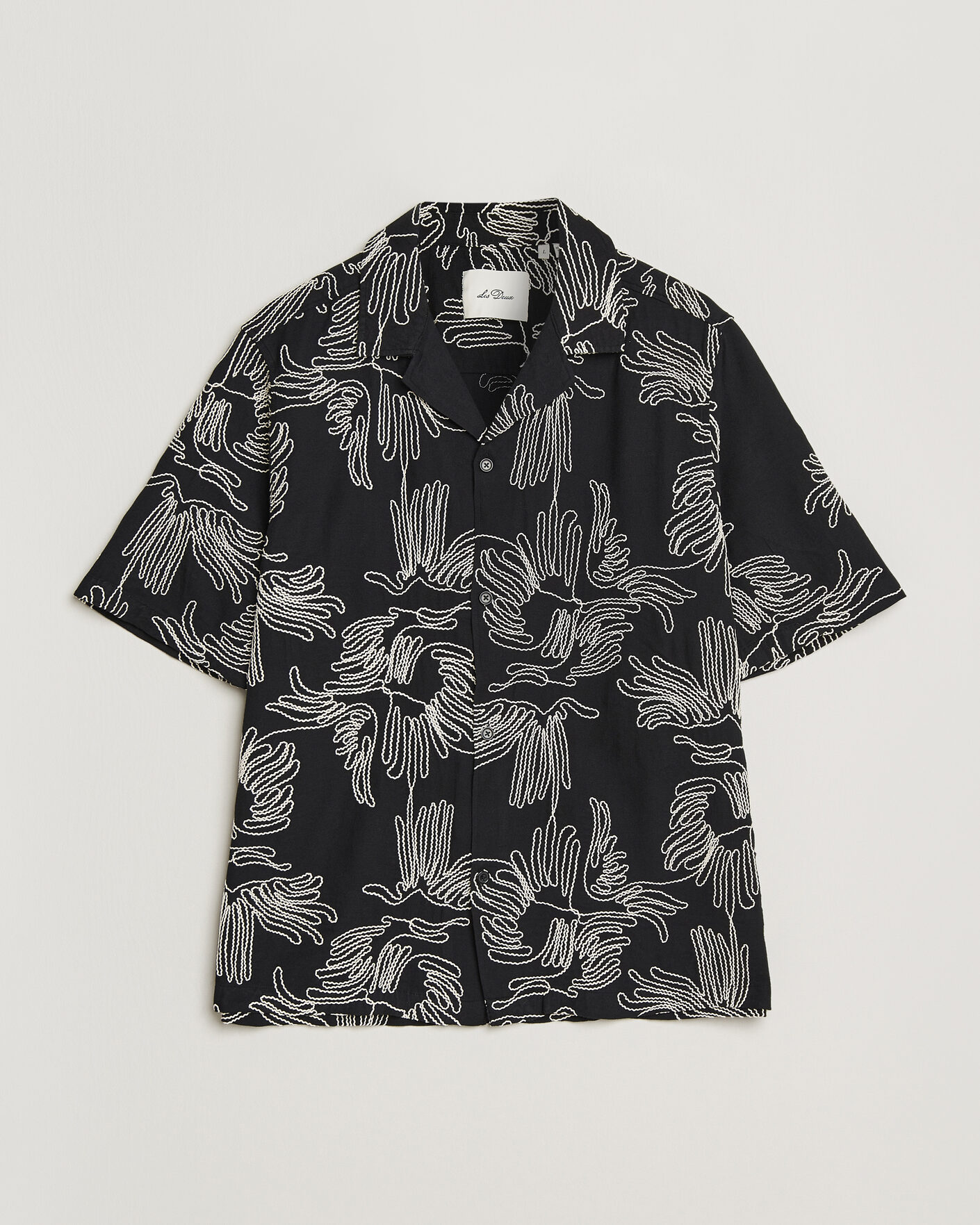 Herre | Skjorter | LES DEUX | Liam AOE Flower Short Sleeve Shirt Black