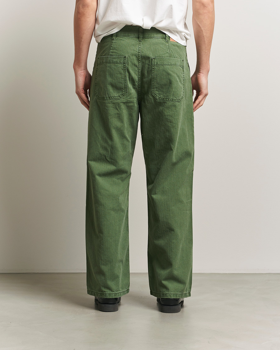 Herre | Bukser | Jeanerica | Genua Herringbone Worker Chino Chevron Green