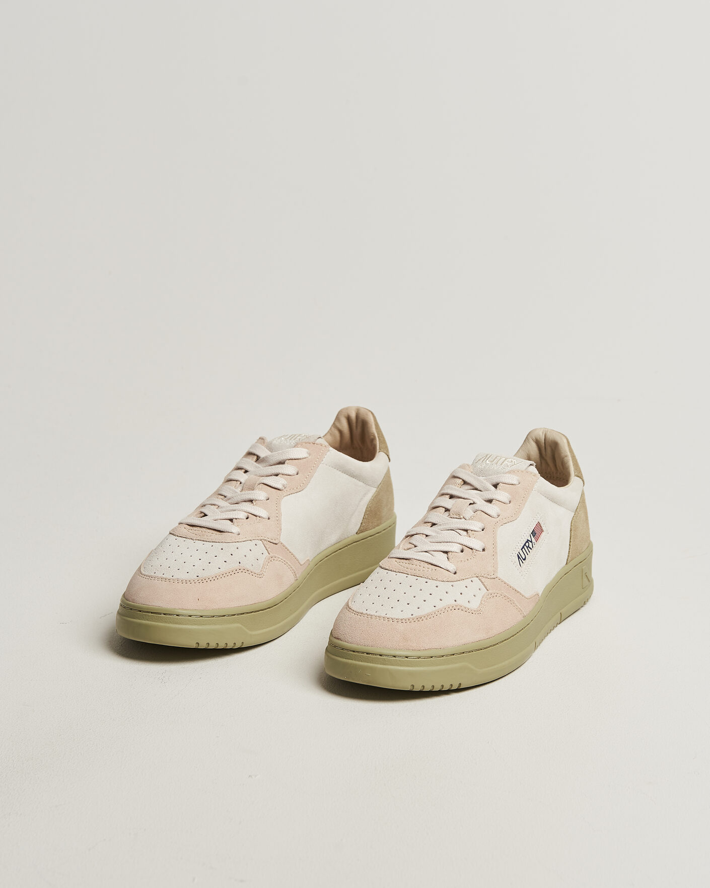 Herre | Sneakers | Autry | Medalist Low Suede Mix Sneaker Green/White/Sand