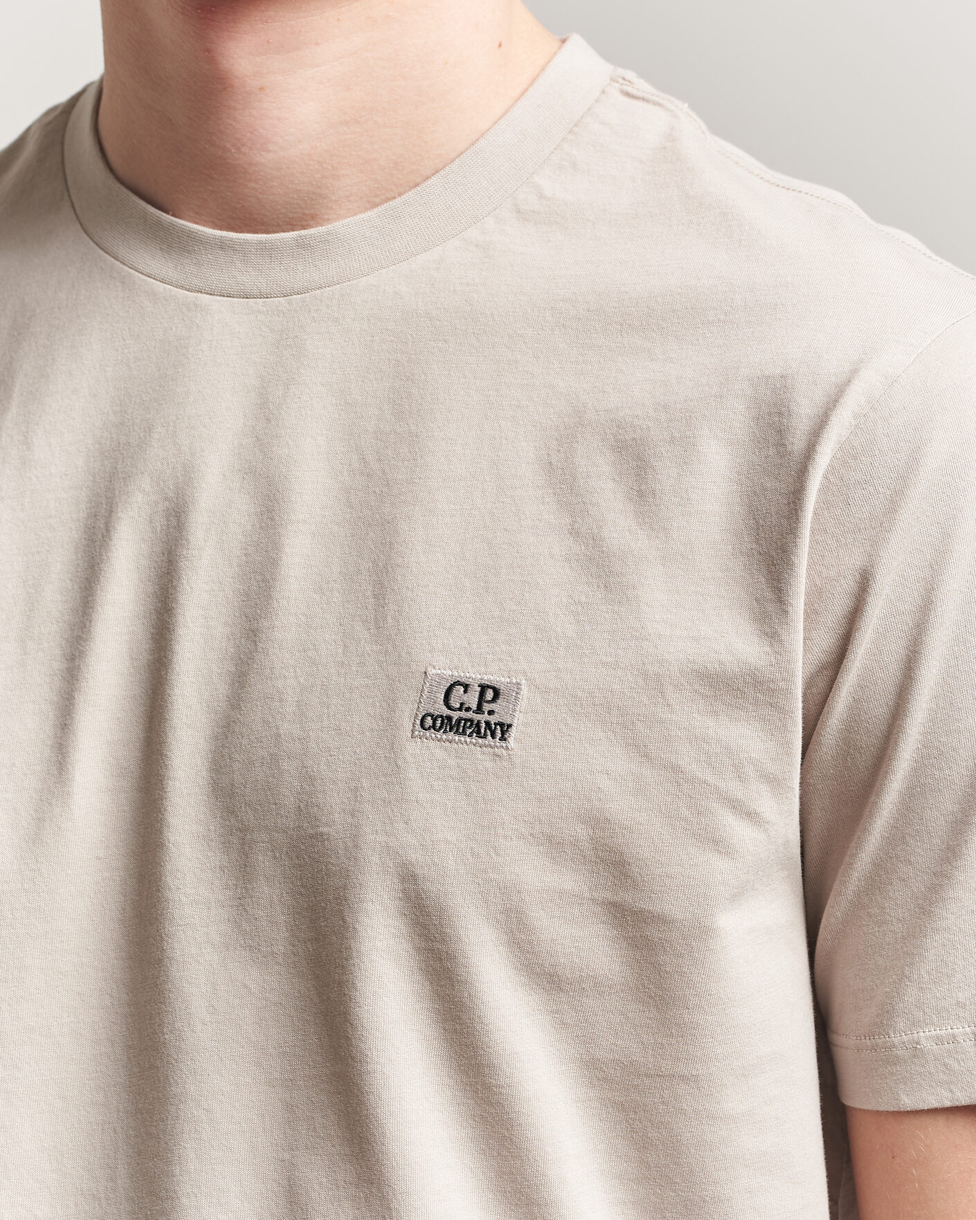 Herre | T-Shirts | C.P. Company | Short Sleeve Small Logo T-Shirt Light Grey