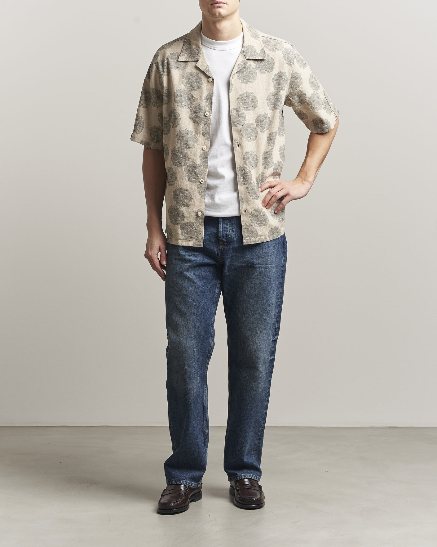 Herre | Skjorter | NN07 | Ole Printed Short Sleeve Shirt Oatmeal