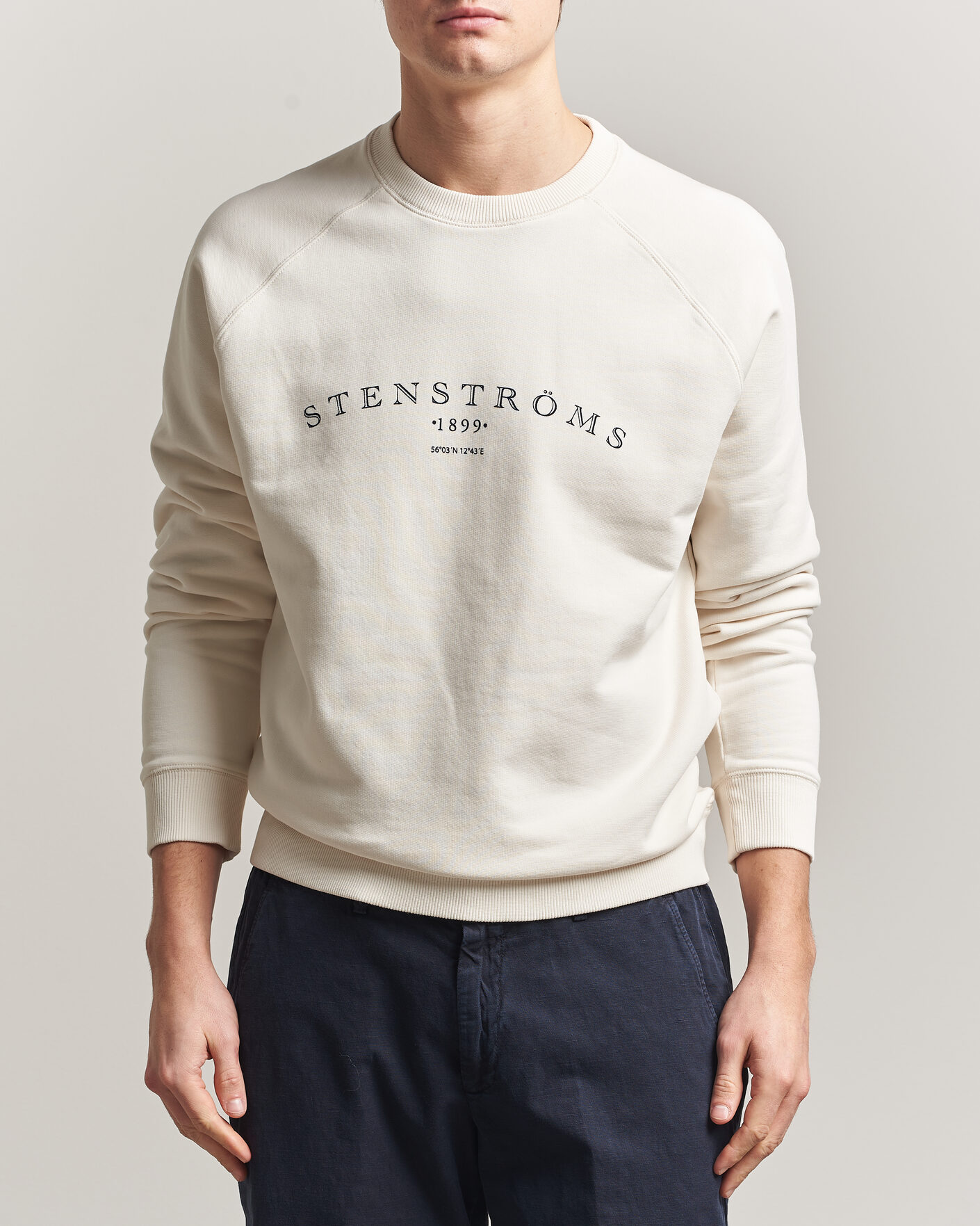 Herre | Gensere | Stenströms | Raglan Crew Logo Sweater White