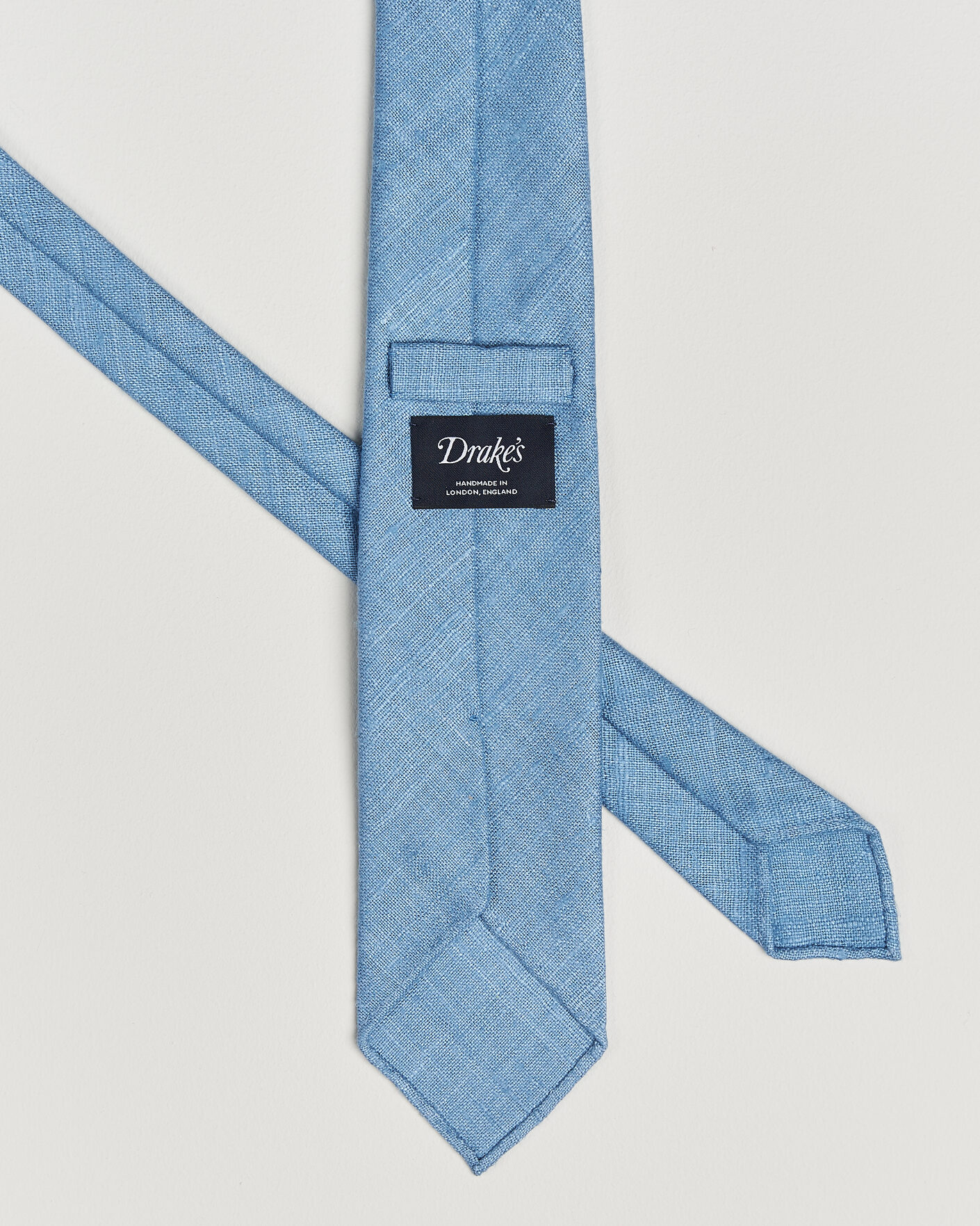 Herre | Slips | Drake's | Silk Tussah Handrolled Tie Sky Blue