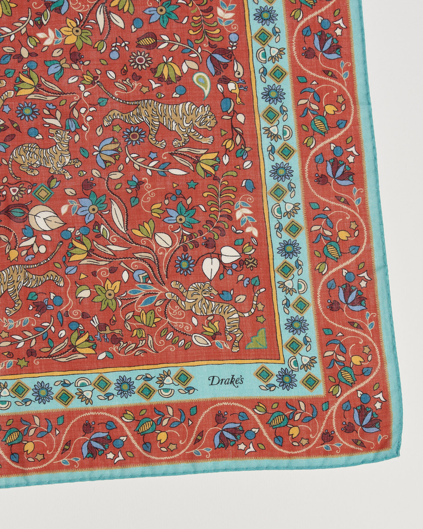 Herre | Scarves | Drake's | Tiger Garden Wool/Silk Bandana Red