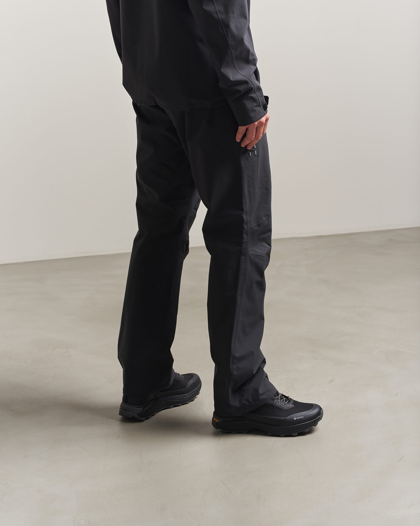 Herre | Tursko | Haglöfs | L.I.M Horizon Hike GORE-TEX Sneaker Black