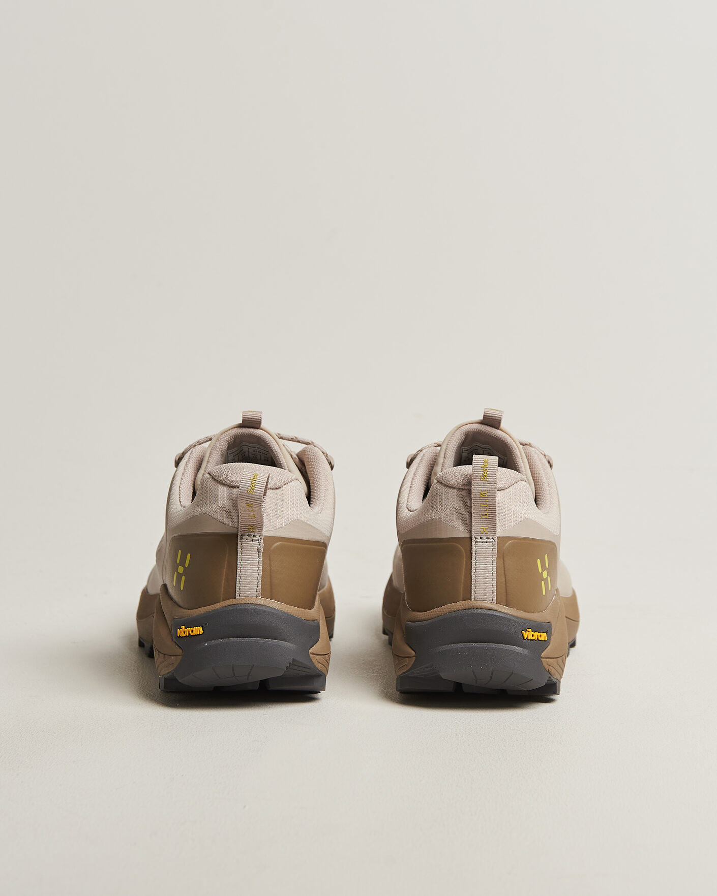 Herre | Tursko | Haglöfs | L.I.M Horizon Hike GORE-TEX Sneaker Beige