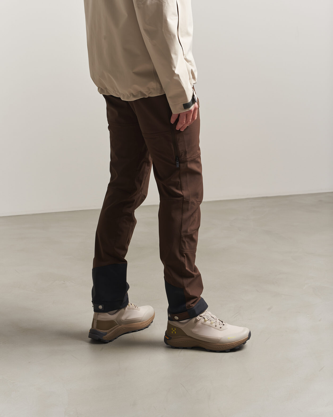 Herre | Tursko | Haglöfs | L.I.M Horizon Hike GORE-TEX Sneaker Beige