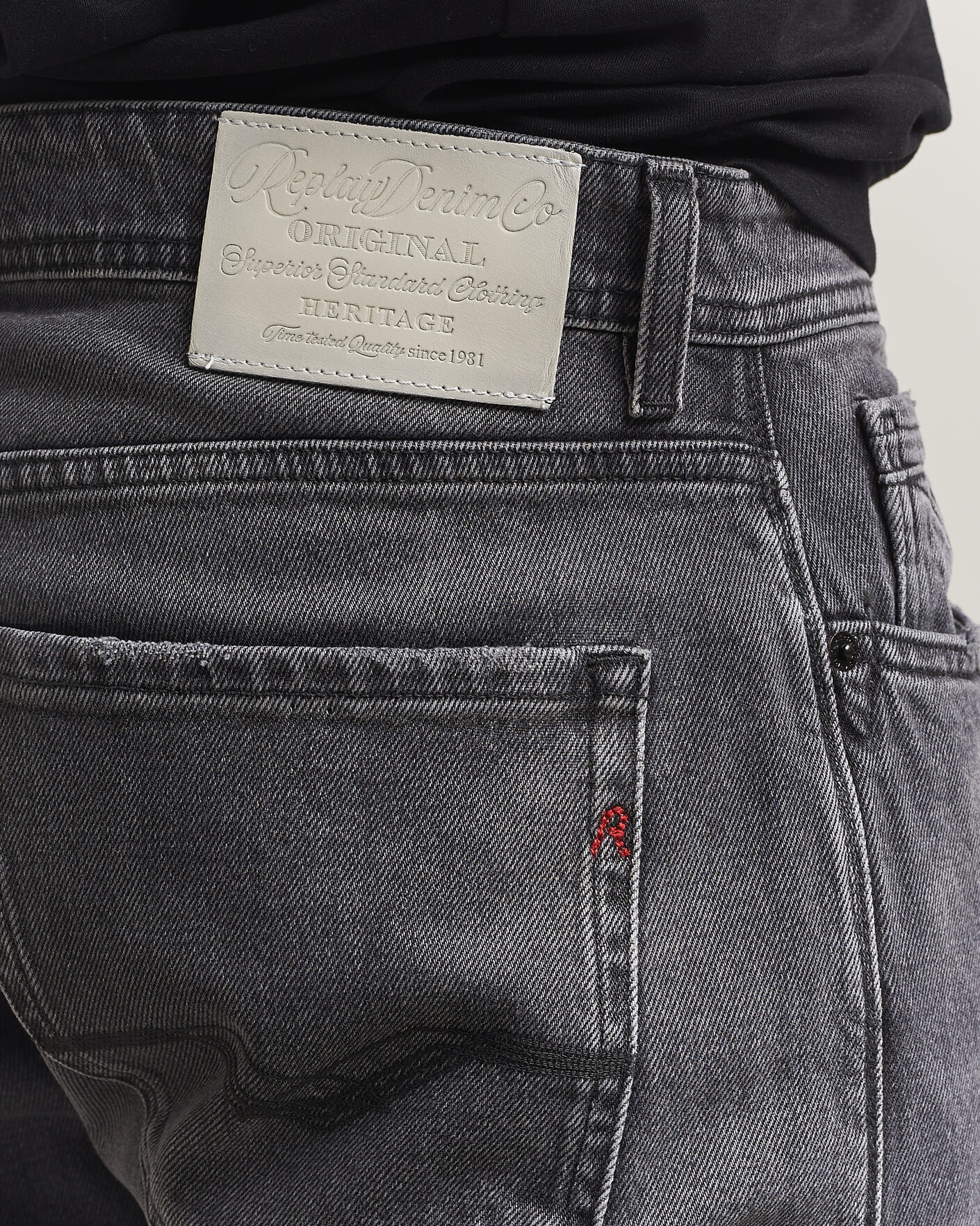 Herre | Jeans | Replay | Rocco Comfort Fit Original Jeans Washed Black