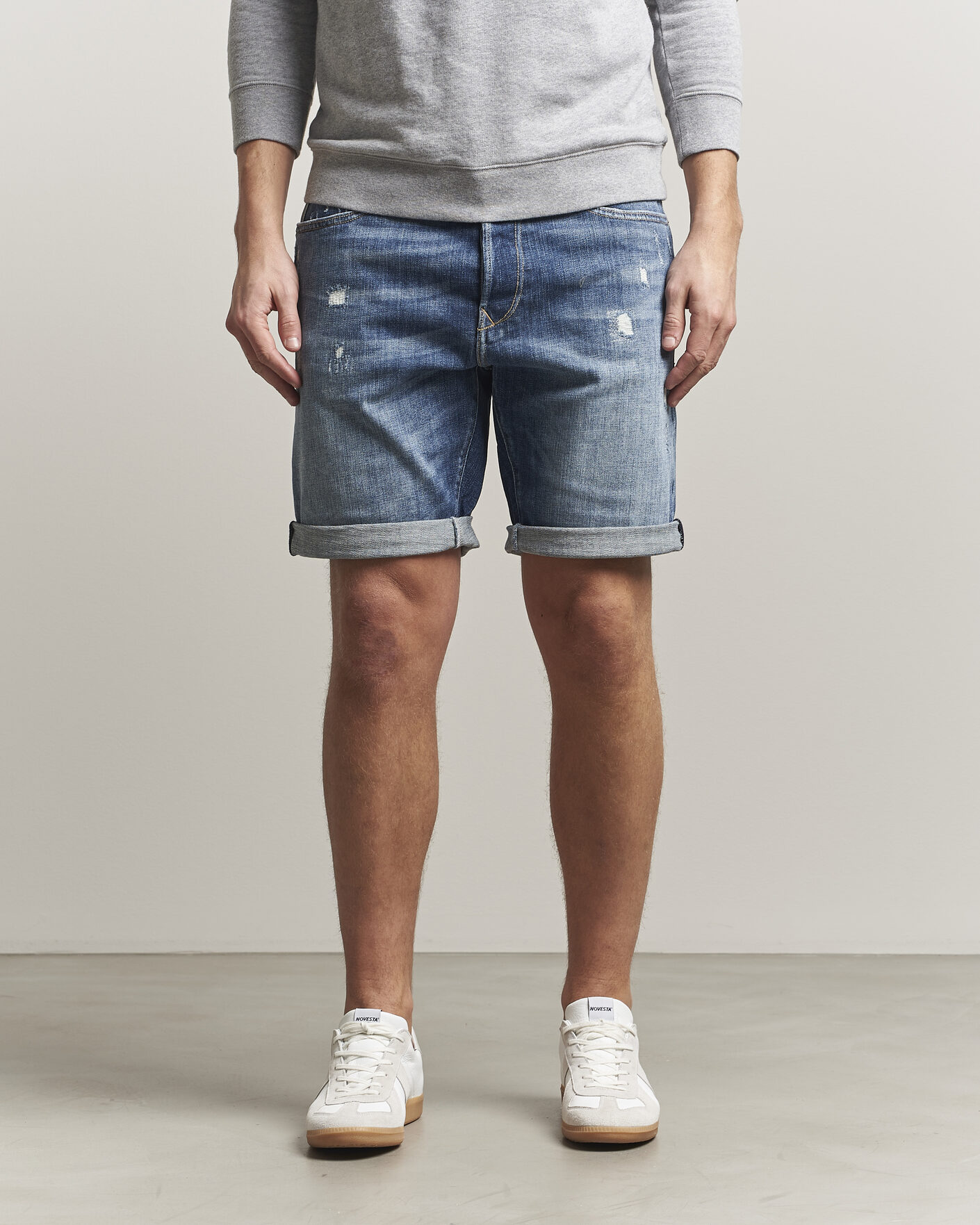 Herre | Shorts | Replay | RBJ981 Shredded Denim Shorts Medium Blue