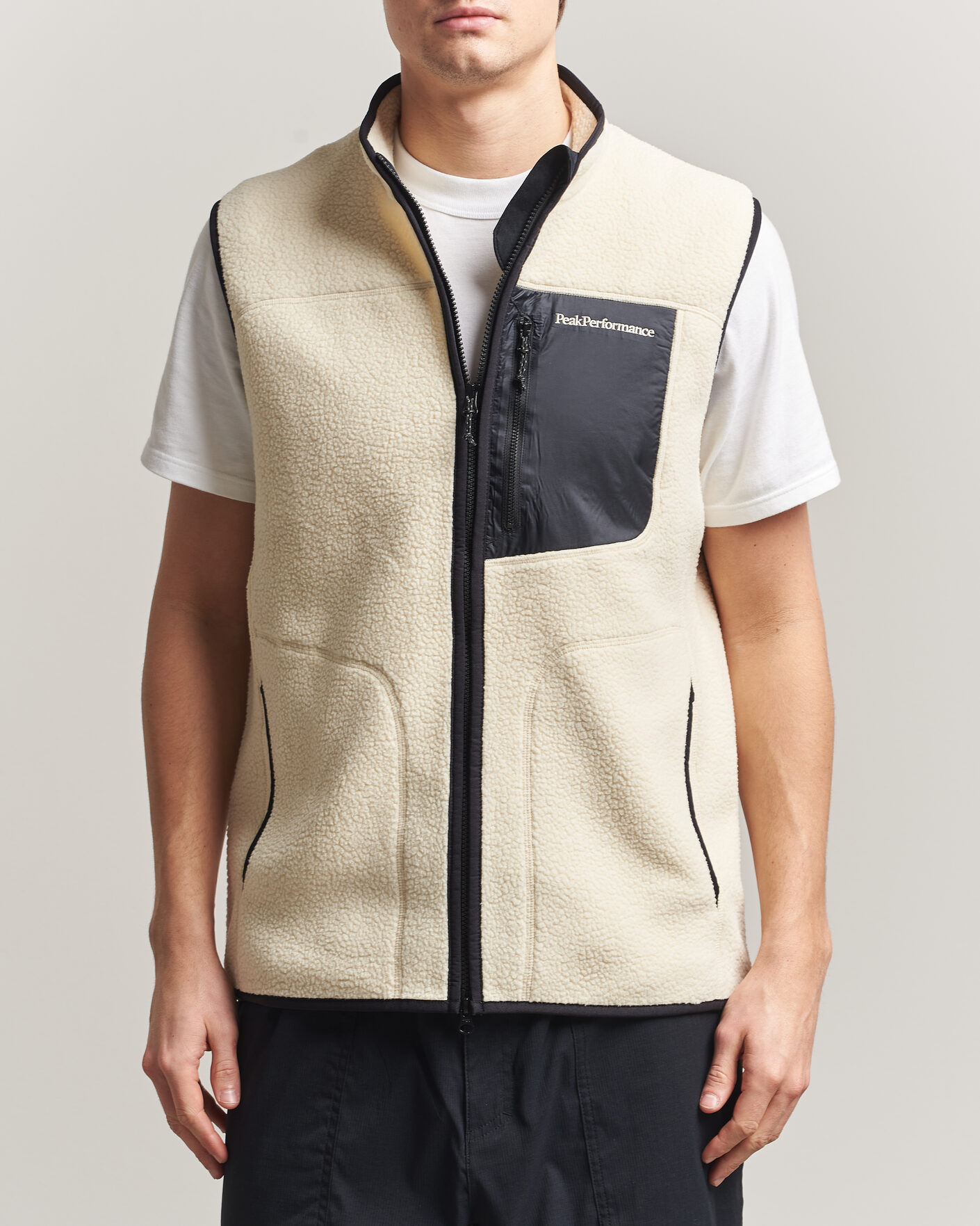 Herre | Gensere | Peak Performance | Nature Rush Pile Vest Sand Fog