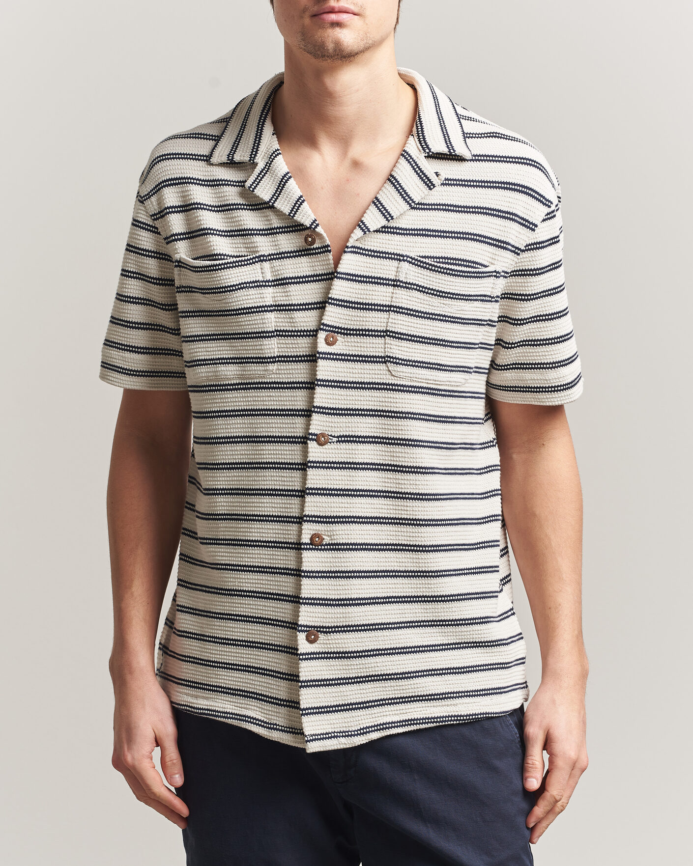 Herre | Skjorter | Polo Ralph Lauren | Knitted Camp Shirt Pale Cream/Newport Navy