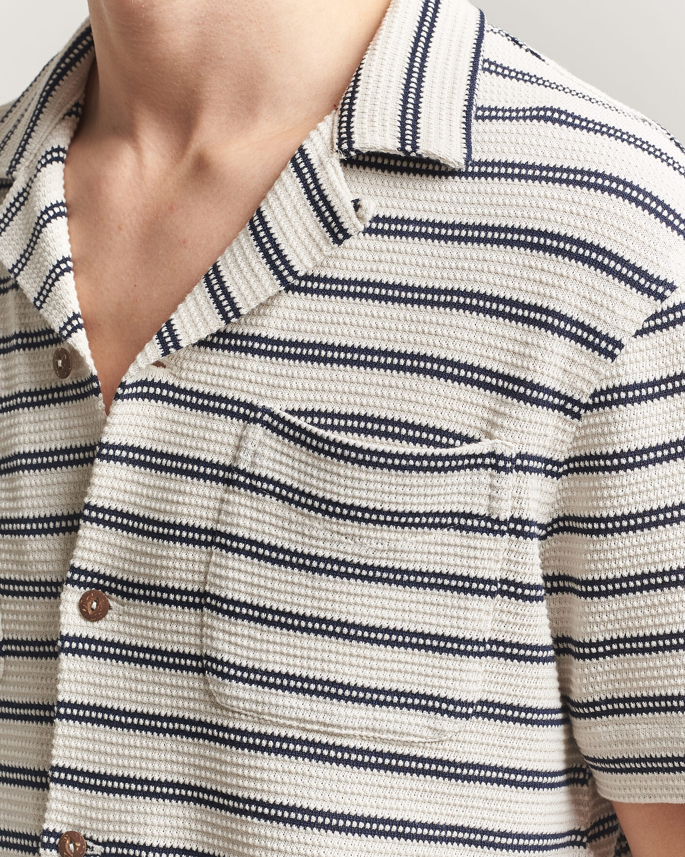 Herre | Skjorter | Polo Ralph Lauren | Knitted Camp Shirt Pale Cream/Newport Navy