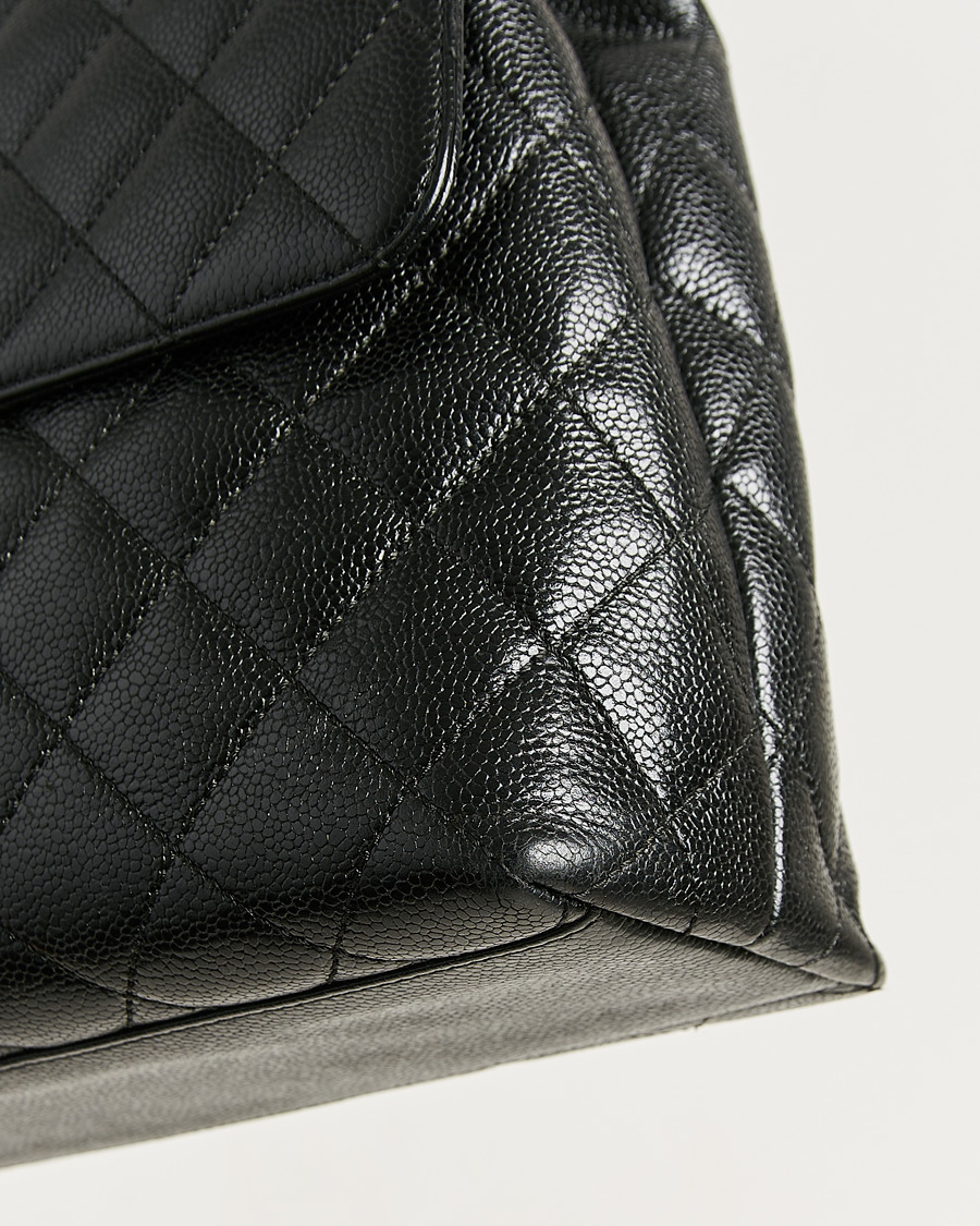 Herre | Pre-Owned & Vintage Bags | Chanel Pre-Owned | Kelly Top Handle Bag Caviar Black