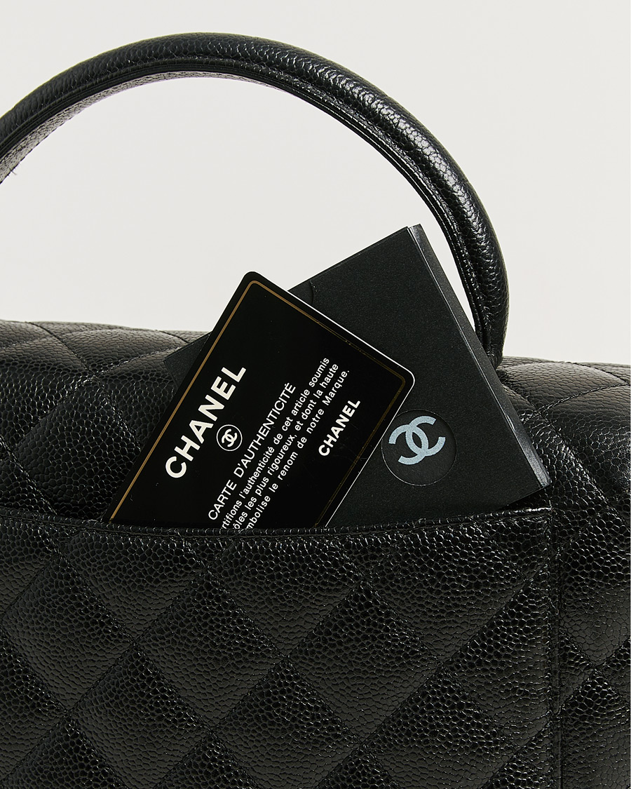 Herre | Pre-Owned & Vintage Bags | Chanel Pre-Owned | Kelly Top Handle Bag Caviar Black