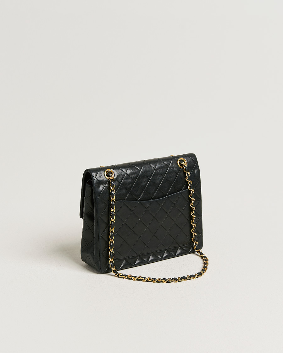 Herre | Pre-Owned & Vintage Bags | Chanel Pre-Owned | Classic Double Flap Square Medium Lambskin Black
