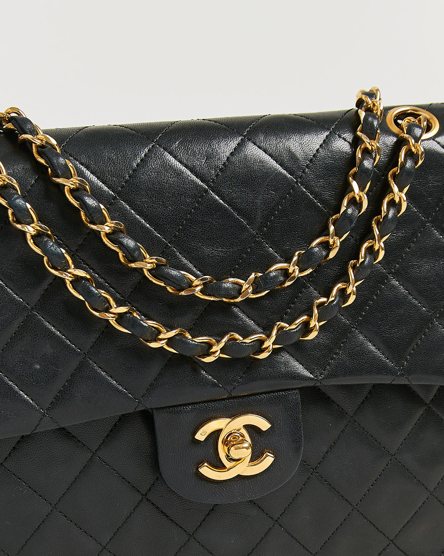Herre | Pre-Owned & Vintage Bags | Chanel Pre-Owned | Classic Double Flap Square Medium Lambskin Black
