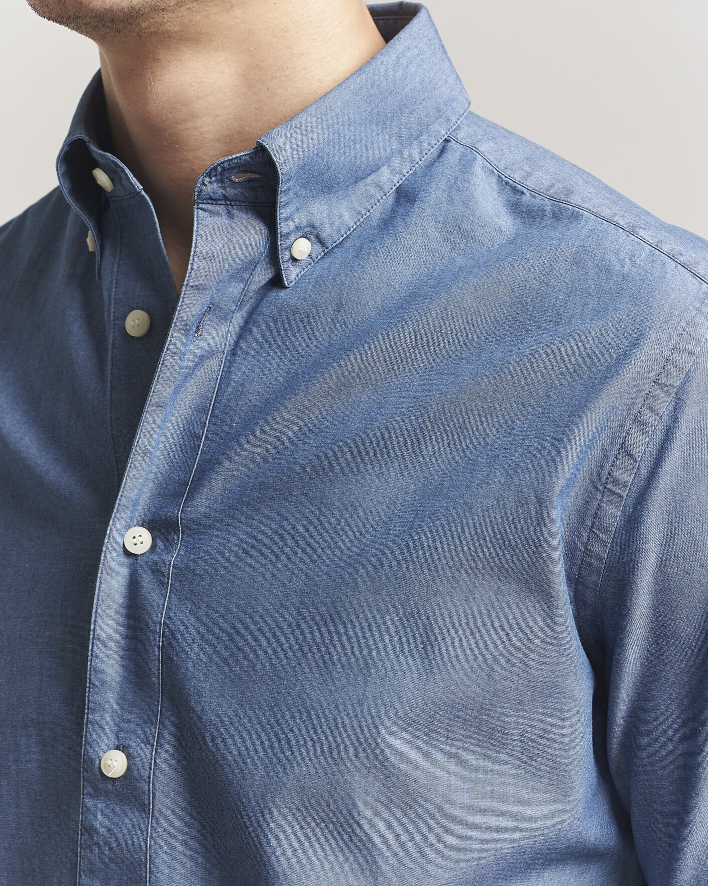 Herre | Skjorter | Tiger of Sweden | Bjorn Denim Shirt Bering Sea