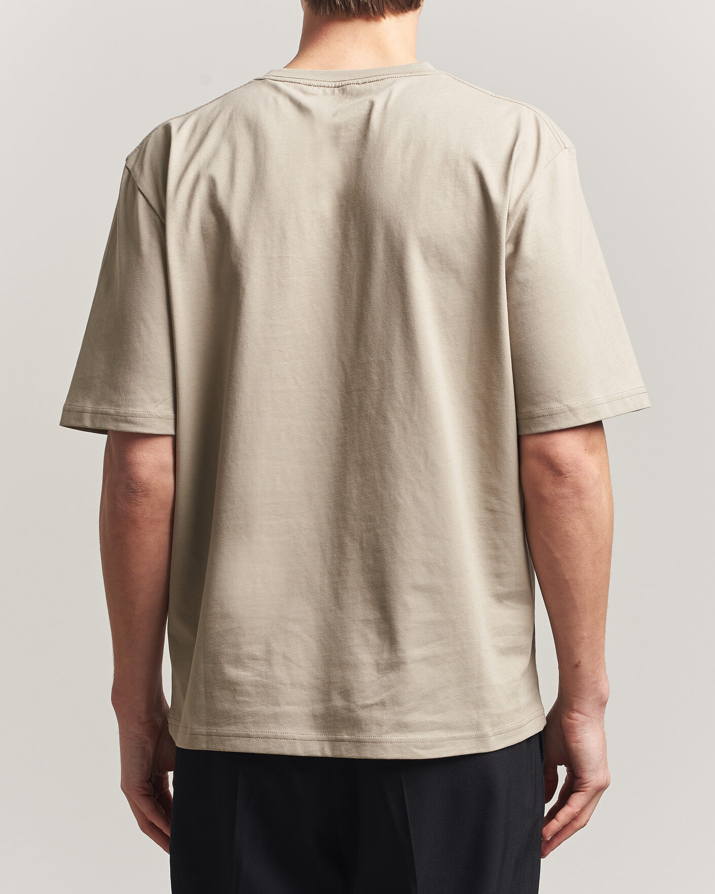 Herre | T-Shirts | Tiger of Sweden | Pro Logo Crew Neck T-Shirt Artichoke Grey