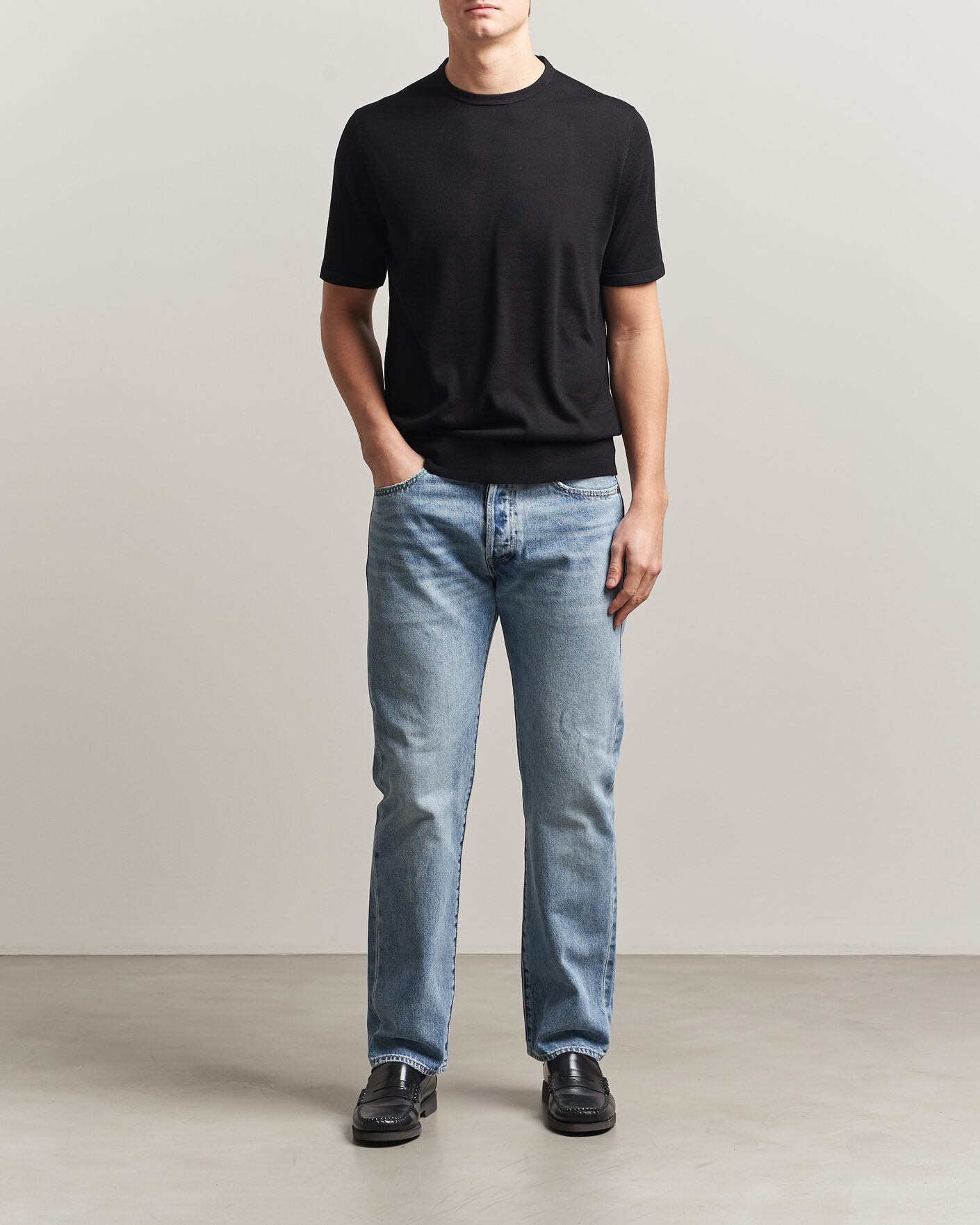 Herre | T-Shirts | Tiger of Sweden | Connor Knitted Crew Neck T-Shirt Black